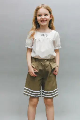 Embroidered Puff Sleeve Top For Girls | 100% Cotton 
| Ages 2-10 Years | MOQ: 8 pcs / Set 